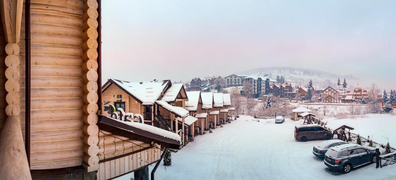 Whiteberry Hotel Bukovel Exteriör bild